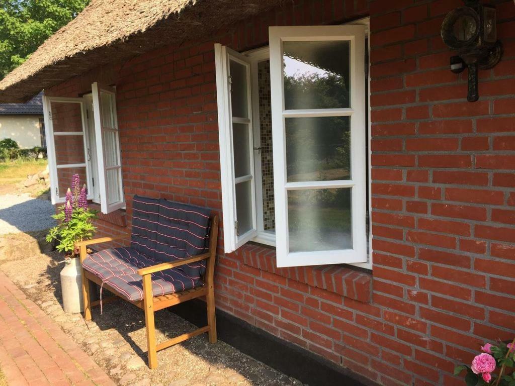 Feriehus Nordsee-traum Unter Reet Almdorf